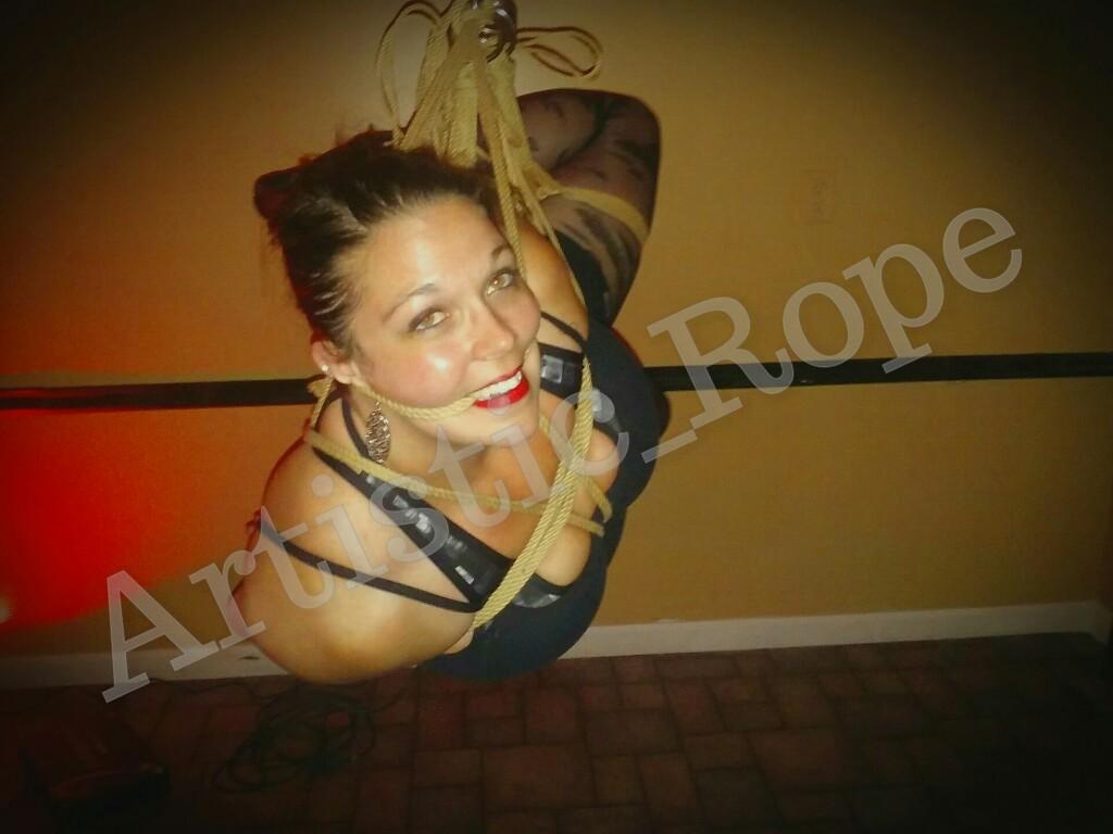 #ropebondage#ropesuspension#shibari#kimbaku#BDSM#ropebunny#ropeslut#bondage#ropegarness#Submissive#kinky#chestharnes