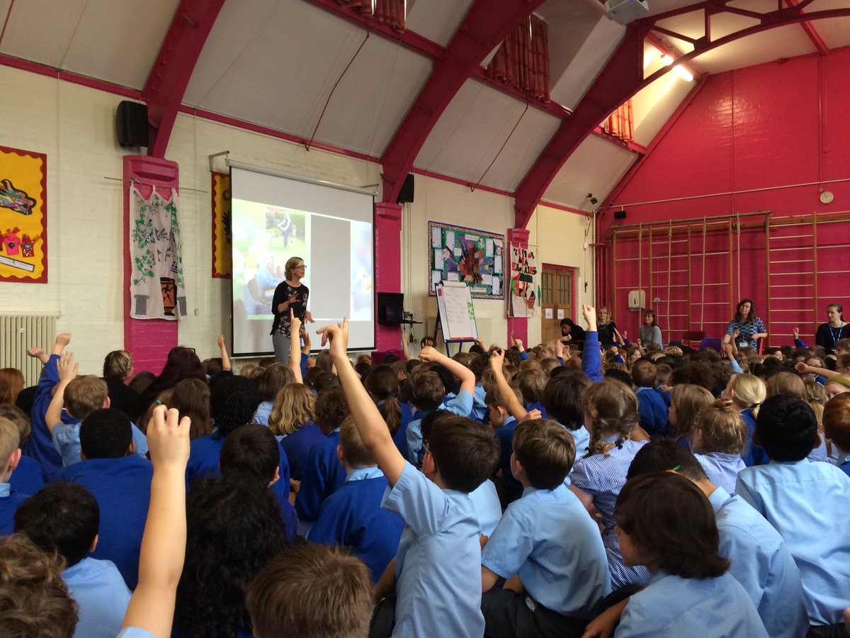 HarperCollinsCh's tweet photo. .@SarahLean1's school tour was in Bromley today with some very lucky pupils! #TigerDays https://t.co/Dmb7EKhYf3