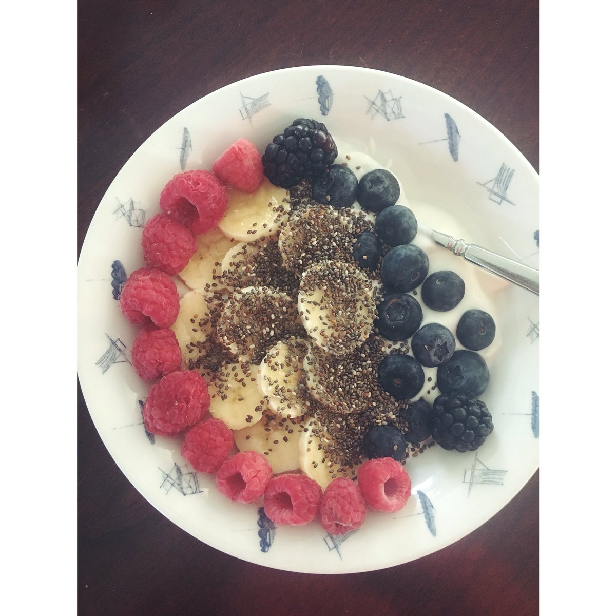 calliefhall's tweet photo. Starting the summer off right. #cleaneating #fitfam #ecfitness #alphafemale https://t.co/mBKVS9m3FF