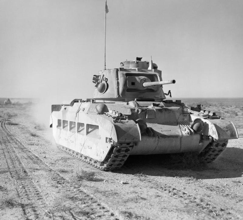 マチルダⅡ歩兵戦車
歩兵戦車として十分な装甲（最大装甲厚75mm、総重量26t）を持つが速度は最大24km/hと低速である。
その厚い装甲は、短砲身型のIV号戦車、35(t)および38(t)戦車の主砲や対戦車砲の徹甲弾に有効であった