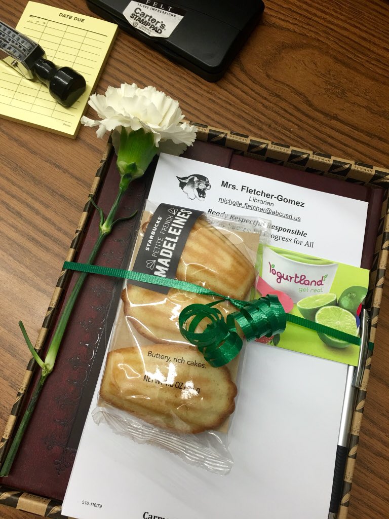 CarmMSLibrary's tweet image. What a pleasant surprise! Thank you to our @CarmenitaMS admin team for thinking of us😊 #dayoftheemployee  #abcusd