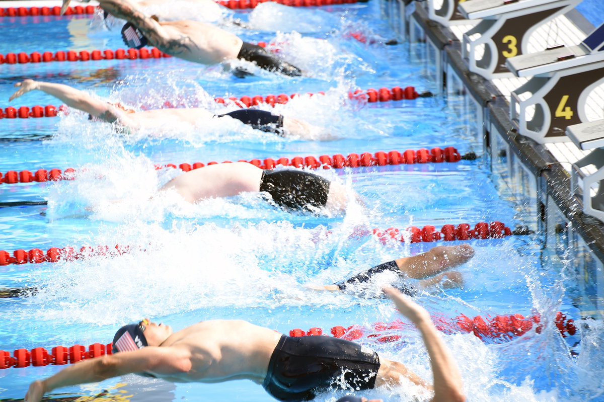DeptVetAffairs's tweet image. #TeamUSA is owning the pool at the #InvictusGames swimming competition! GO USA! #WeAreInvictus #MissionRedefined