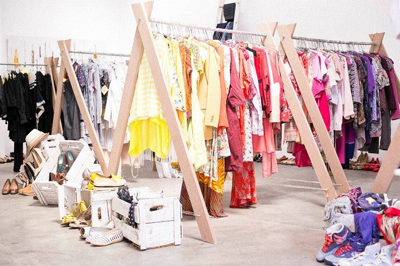 baitu's tweet photo. Conheça 3 inovações do setor da moda que propõe o compartilhamento de roupas https://t.co/ndEJVW99Cx https://t.co/IhgQqzdSRS