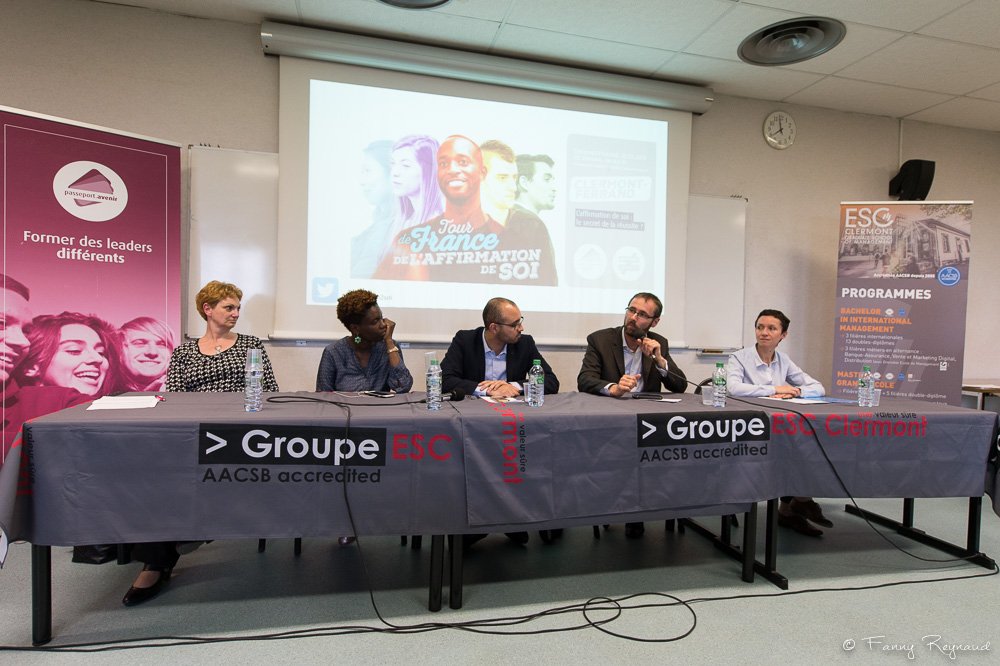 Rencontre hier à l' @ESCClermont organisée par @PasseportAvenir autour de l'affirmation de soi