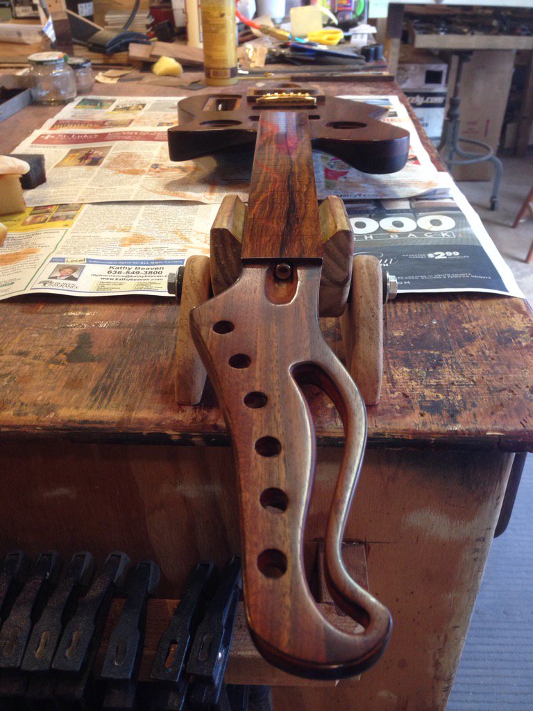 ascustomguitars's tweet photo. Coming soon! #customguitar #guitar #guitarbuilder https://t.co/hw1WclThod