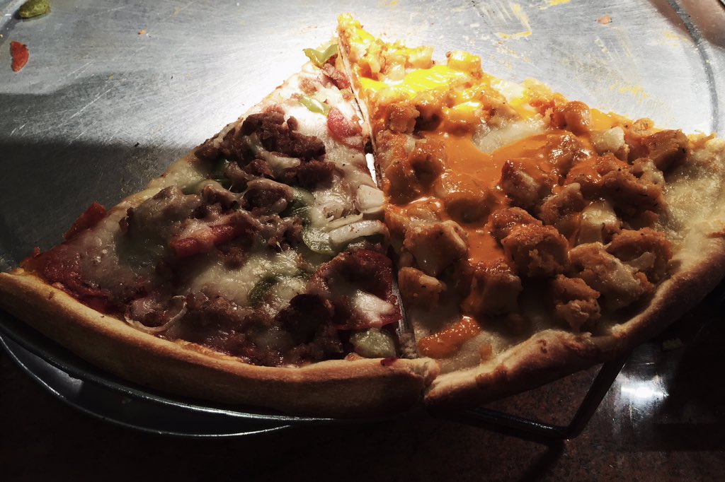 ParkerRichardso's tweet photo. #thingsisaw(anddevoured)today https://t.co/dlsWKnTv1Y