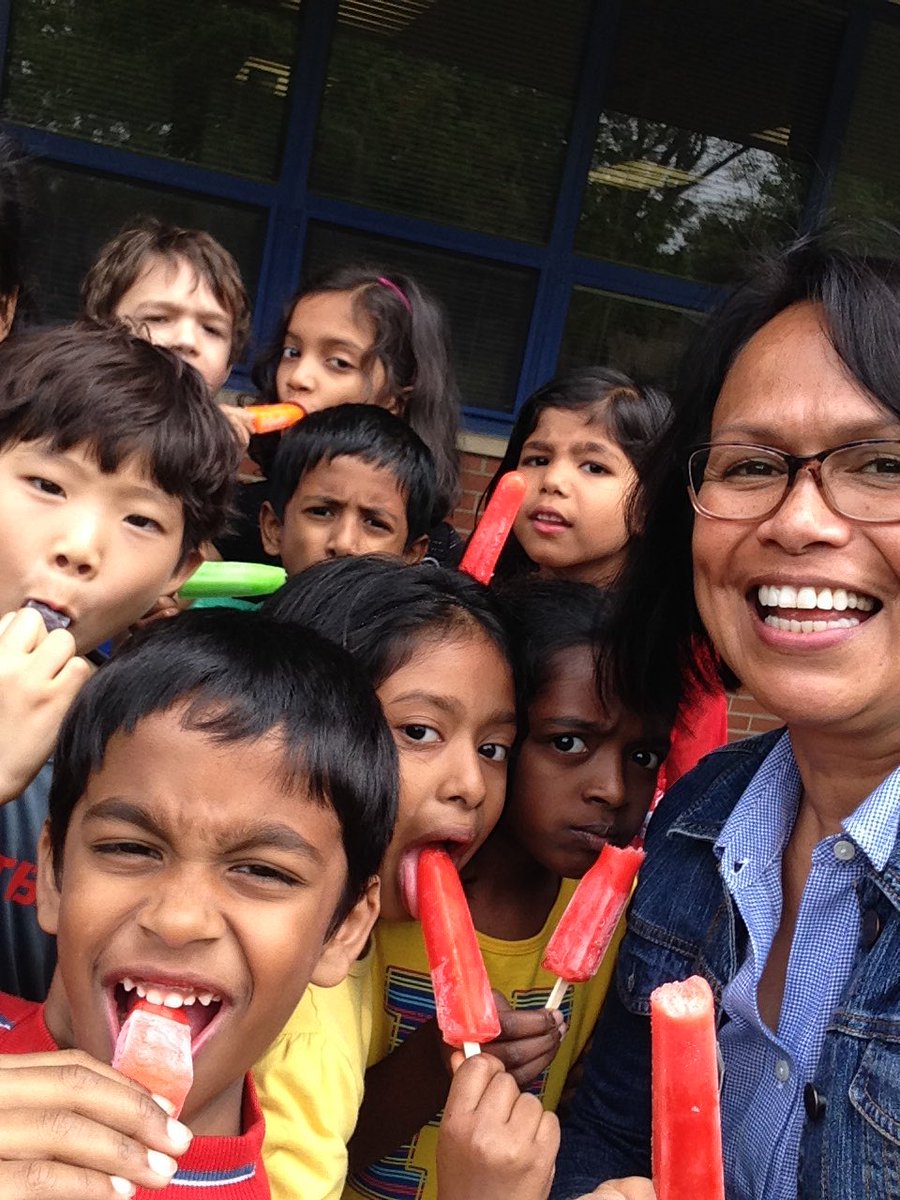 mrsarias1's tweet photo. I is for...Ice Popsicle Day in first grade! Yummy! #ivyhillleague https://t.co/krhjSM7iCt