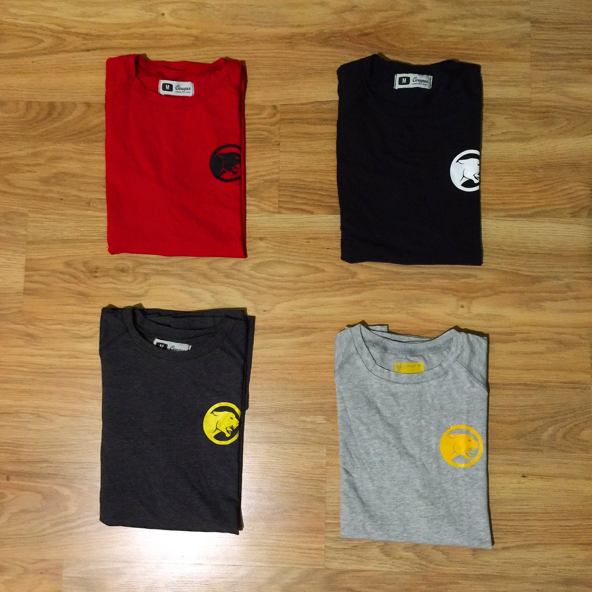 ¿Con cuál te quedarías? 👕 #cougarworkout .

Shop nos: cougarfitclothing.com #fitness #fit #workout #training