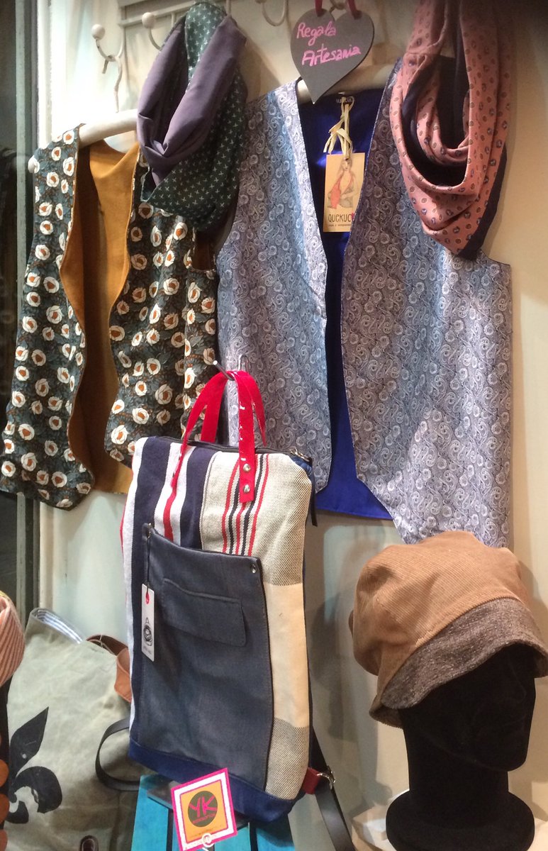 YK_Accesorios's tweet photo. #chalecos @Quekucoropa #cuellos @BrandeliaDesign #mochilas @anuscasfa en #ykaccesorios #castellon #madrid #malasaña https://t.co/yeU9A0rXgx