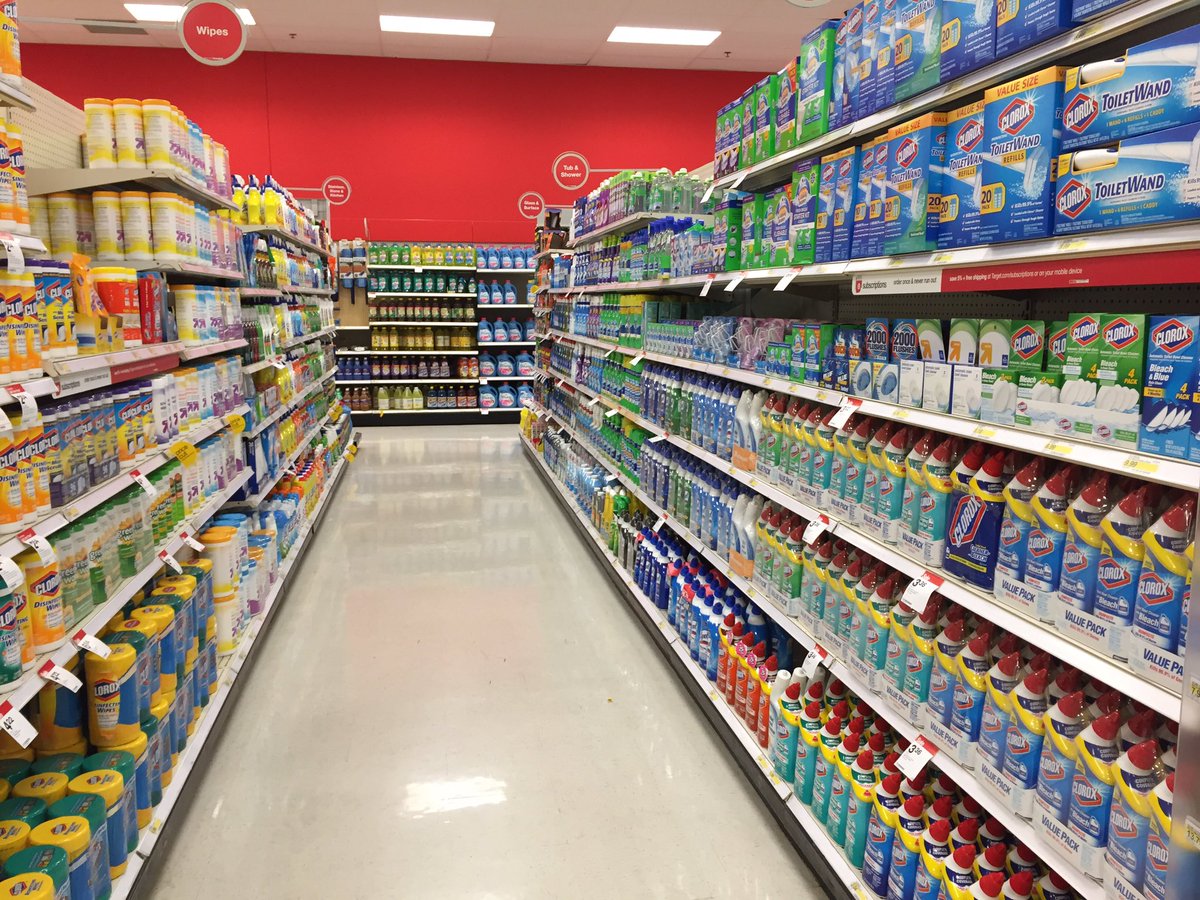 TargetT0855's tweet photo. busy on this Wednesday but making sure we keep our top areas zoned #shop855 #chemicalsgalore @arcoleman17 https://t.co/OpluVNFemo