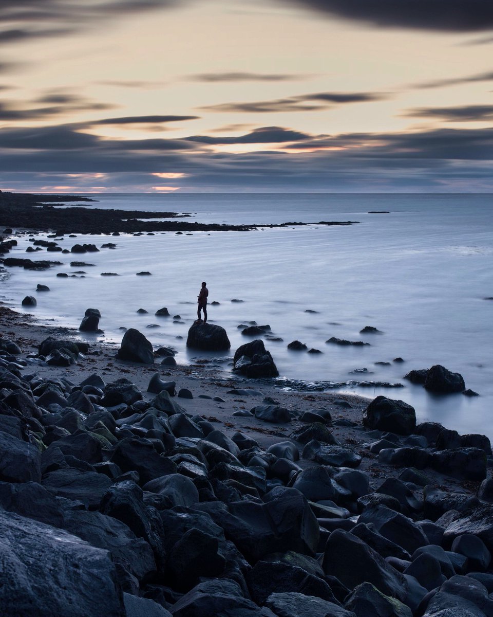 joe_shutter's tweet photo. Love these little people shots! #Iceland #islandia #landscape #photography #sunset https://t.co/flKjZD6ROS