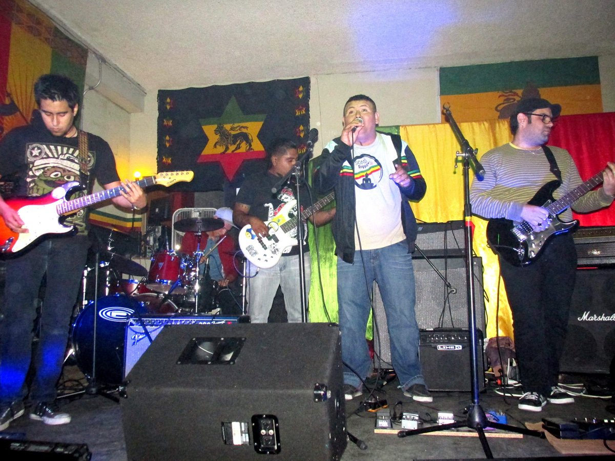 #SOMAReggae en el ROOTS REGGAE BAR en Tijuana...