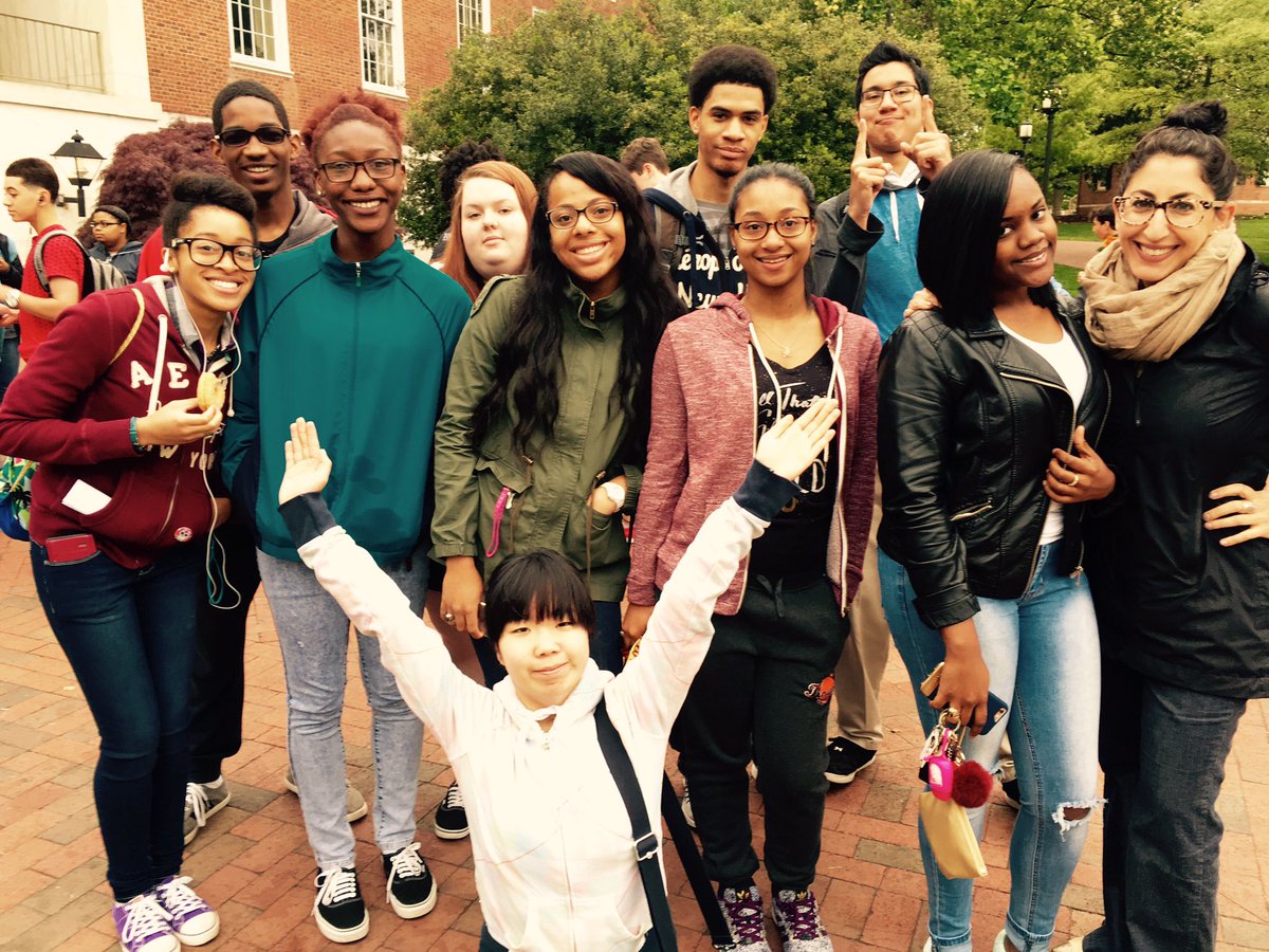 Citycollegian's tweet photo. Ms. Tashjian's class took the Advance Placement Language & Composition test this morning. #nothingbut5 #APLang https://t.co/mq0NyYVUgj
