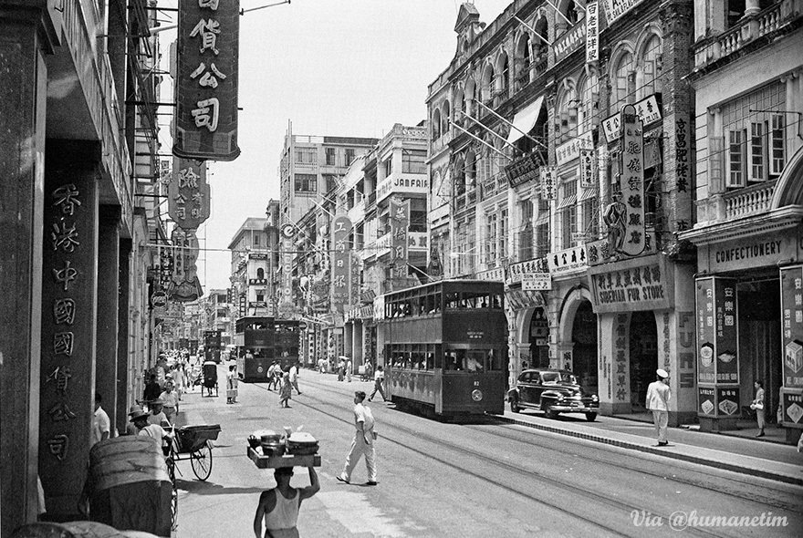 WangZhaiStudio's tweet photo. 🚊 Central District, #HongKong, 1950s 🏘
By #LeeFookChee
#Blackandwhite #Photography 🎞📷
#Art #artwit #ArtLovers https://t.co/KctL8u0rhf