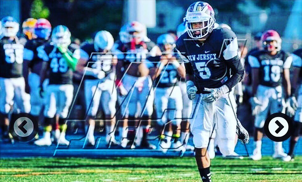 nmolano_5's tweet image. He is the one that motivates me to never give up and not accept things to be handed to you.🏀🏈 #alwayswork #neverquit