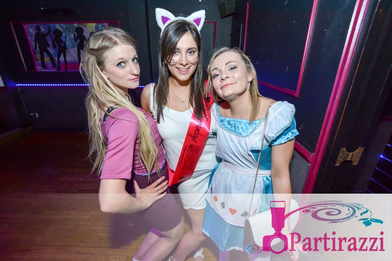 This weekend was our first in <a href="/FunkyfishClub/">Funkyfish Bar & Club</a>! partirazzi.com/blog/2016/5/fu…