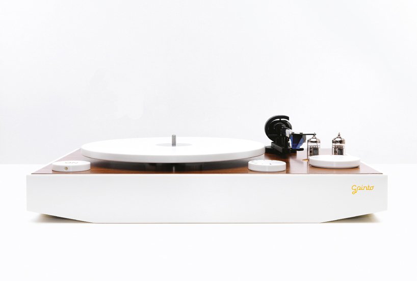 ON turntable by <a href="/gpintolab/">gpinto</a> combines classic elements with modern technological features
designboom.com/design/gpinto-…