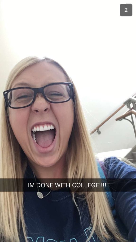 beccaenance's tweet photo. SHE DID IT YALL!! https://t.co/3NEeB2LByl