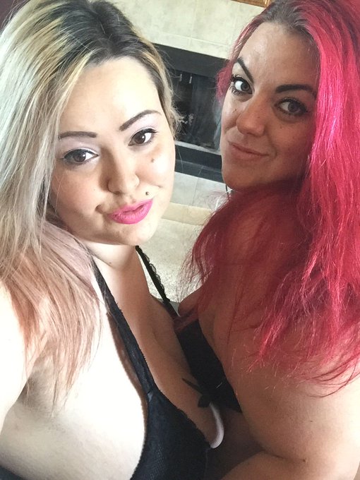 On cam right now with beautiful @jessierabbitxXx it's free to chat with us click on link! https://t.co/60AolBk3Wl<a class="tags" target="_blank" title="On Twitter" href="/?out=eyJ0eXAiOiJKV1QiLCJhbGciOiJIUzUxMiJ9.eyJpYXQiOjE3MjA3NTgwNTgsImlzcyI6InR3cG9ybnN0YXJzLmNvbSIsIm5iZiI6MTcyMDc1ODA1OCwiZXhwIjoxNzUyMjk0MDU4LCJyZWRpcmVjdF91cmwiOiJodHRwczovL3R3aXR0ZXIuY29tL2plc3NpZXJhYmJpdHhYeCJ9.OVk8__Q702LmiyNPFnV25EgHGuVKi0GHzhd_kUW4cJmowNaRKF94mscWYlyCTsT-P6gFeBmOVQerLp6meaMfPA">@jessierabbitxXx</a><a href="/tag/tittytuesday"class="tags"><span>#tittytuesday</span></a>