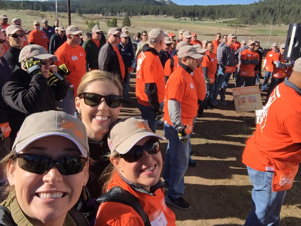 #serviceselfie