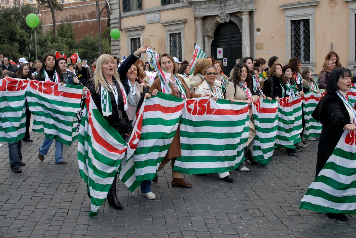 CislNazionale's tweet image. -@FurlanAnnamaria:auguri a Ministro #Boschi. Ora dialogo proficuo su #pariopportunità goo.gl/6gUrOO @meb