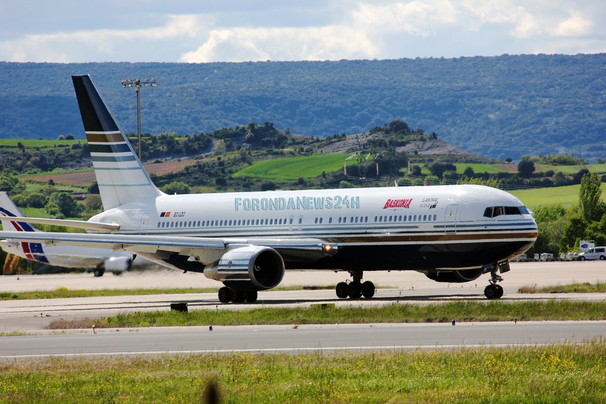ForondaAirport's tweet photo. Hoy sobre las 17:56 despegaba el B767 de #Privilagestyle con los jugadores del #Cajalaboral #Baskonia hacia #Berlin https://t.co/G26cL7gNCk