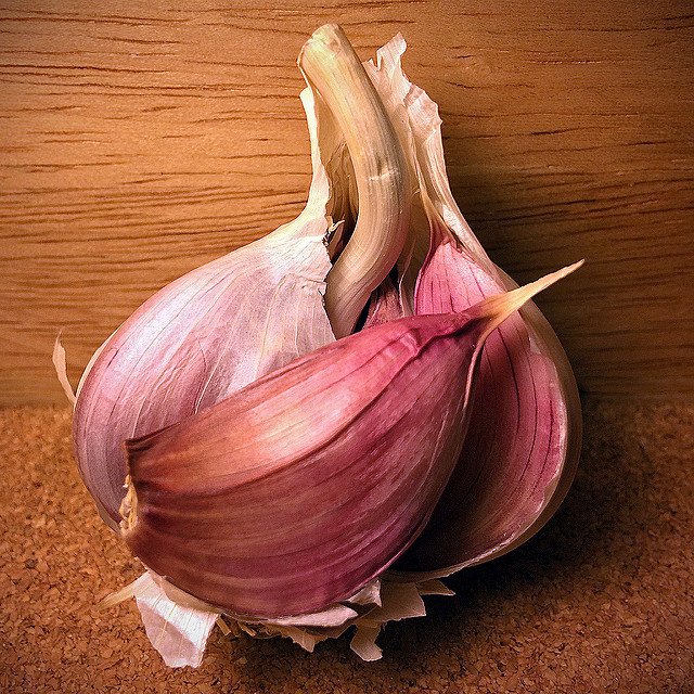 PRAETORIAN_RX's tweet photo. #DidYouKnow Garlic supplements may reduce effectiveness of #HIV medication? | #MTM #MedicationInteraction https://t.co/msGw6rCJLW