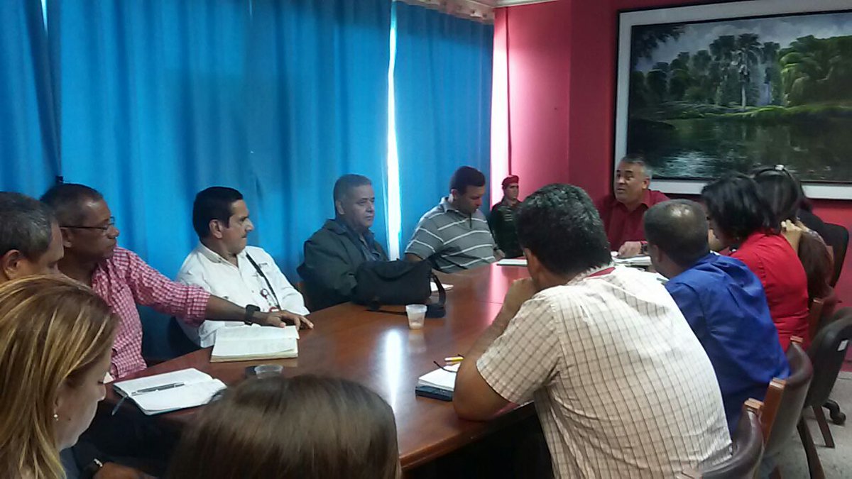 MONProduccion's tweet photo. Buscamos recursos para entregar financiamiento a los productores de #Monagas @yelitzePSUV_ @jesusjegzaca @PDVSA https://t.co/hsaVwMMDhq