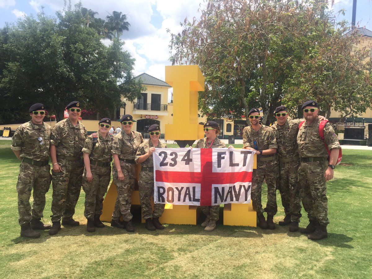 andy / west tweet media