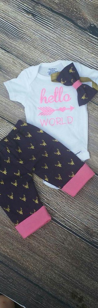 Hello world outfit! Listed on etsy! #helloworld # welcomehomeoutfit #newbabyoutfit #boobys4babys