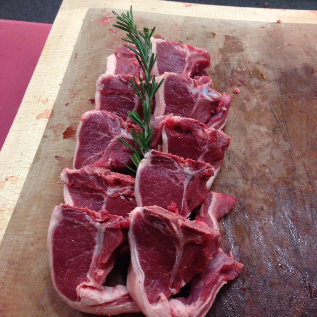Offers frm 2Moro we've got *1/2 PRICE*Round Roast beef &amp;save33% on lamb loin chops. <a href="/SuperValuIRL/">SuperValu Ireland</a> #foodkarma #irish