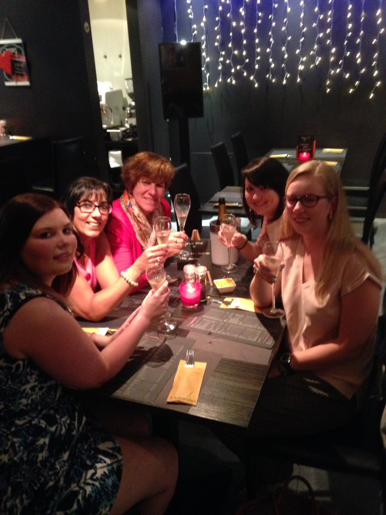 Leuke teamuitstap met alle shero's v team Kuurne 😄<a href="/SaraAnrys/">Sara Anrys</a> <a href="/BraeckeveltLien/">Lien Braeckevelt</a> <a href="/DensDominique/">Dominique Dens</a> @Dimitri_HKM