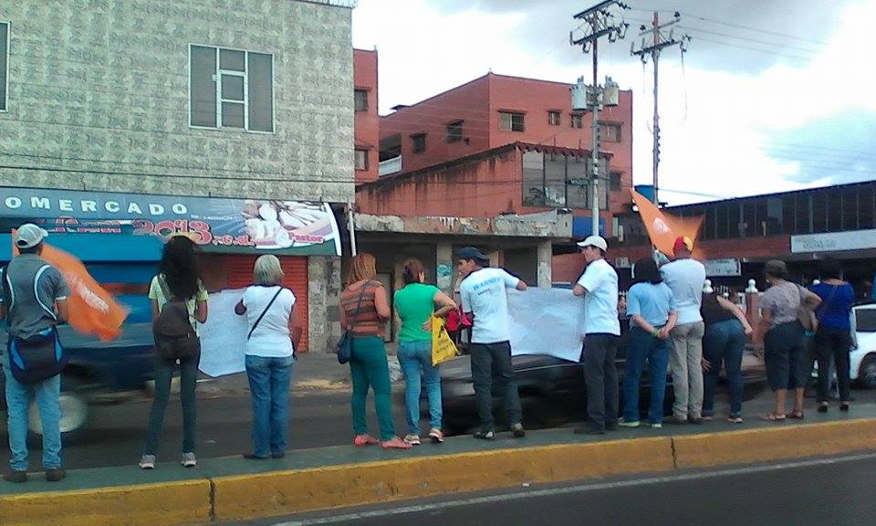 ProVeZamora's tweet photo. Revocatorio ya...La lucha no para queremos cambio https://t.co/9p3ZIIi7pa