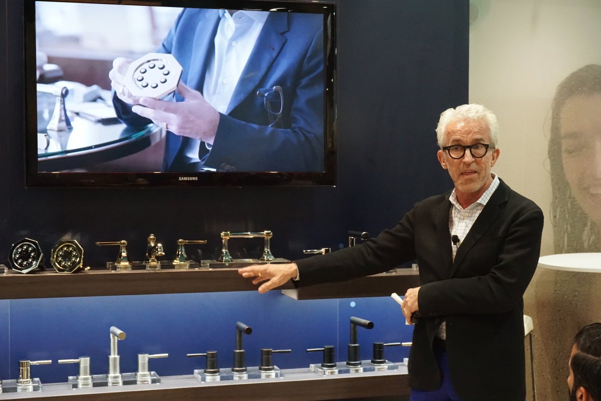 rogerpthomas's tweet photo. Always a good time with the @SpeakmanCompany crew!
#rogerthomascollection #speakman #hdexpo #operacollection https://t.co/9NQJFCXXDI