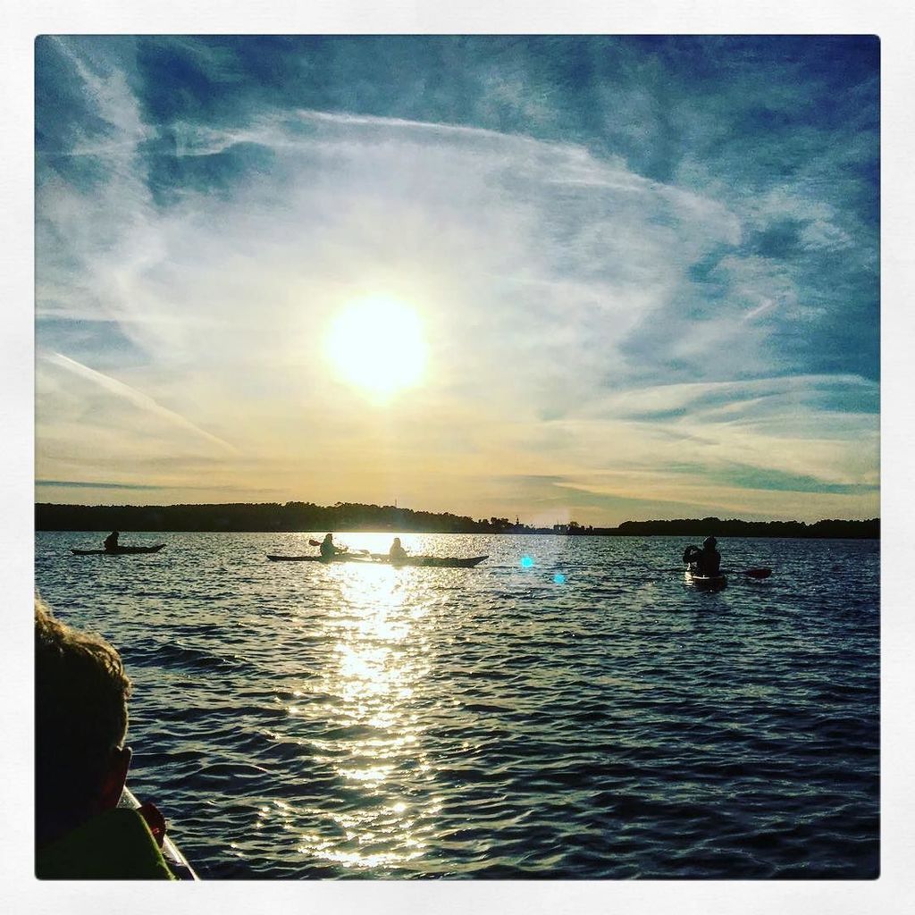 BrucejDuncan's tweet photo. A beautiful evening to be out kayaking in the Swedish archipelago. #Haglofs #paddleview #s… https://t.co/FCWJjk7e57 https://t.co/1szZVbHse5