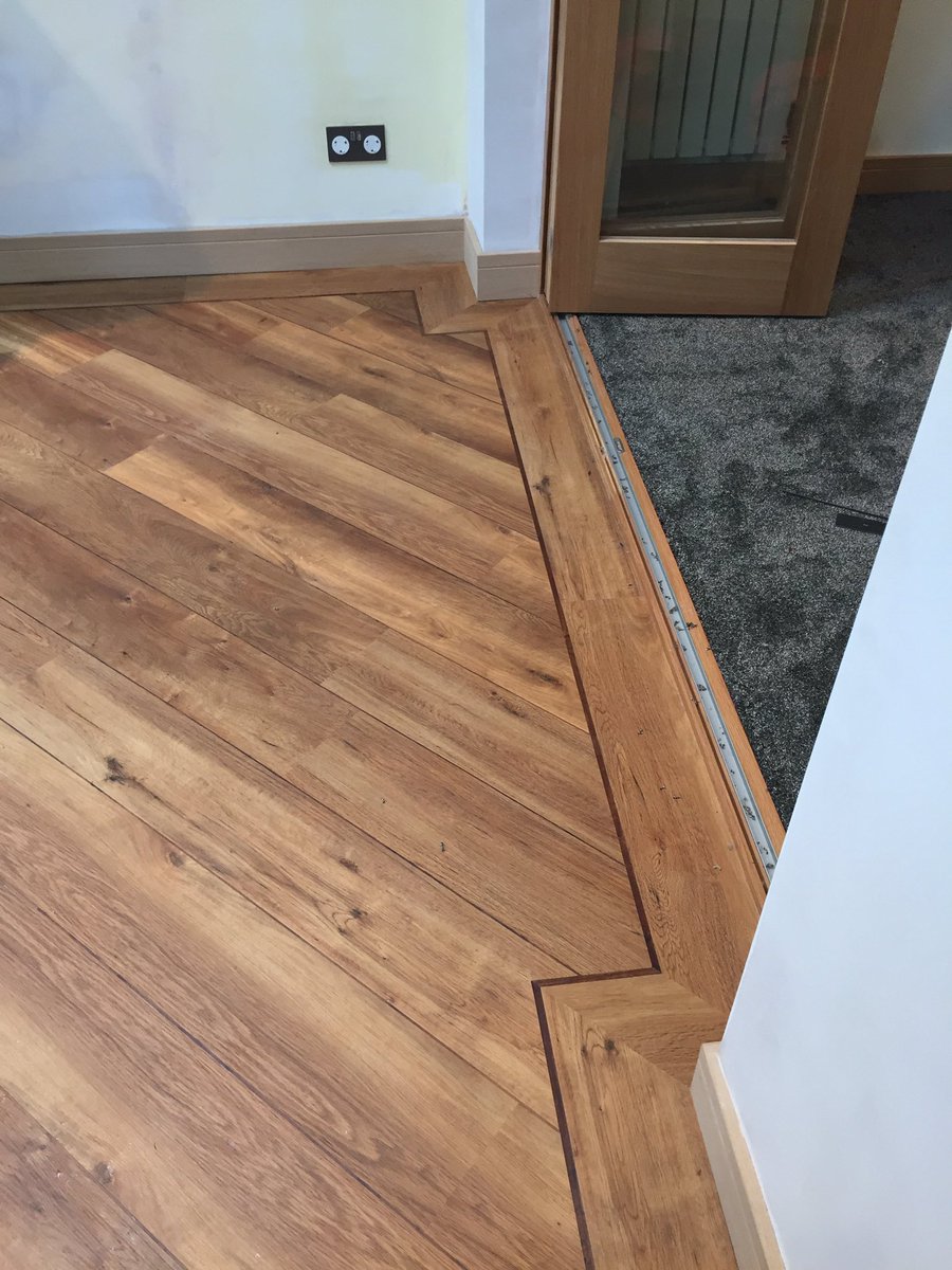 ClewarthW's tweet photo. Installed yesterday @KarndeanFloors #VanGogh with a 10mm border and 3mm ships decking at 45' https://t.co/X2Tlz00qLE