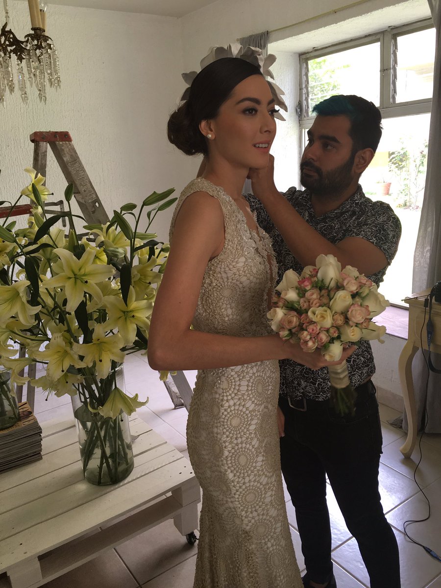 botiquindestilo's tweet photo. Recuerden visitar mi #Blog https://t.co/0nupRWmUyt el post de #Noviasde @BSantosOficial está Wow! https://t.co/PY2yhVJzm6