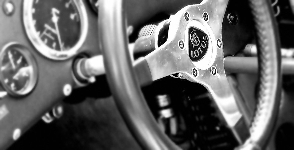 ConsunerAutoSal's tweet photo. What do you think about #selfdrivingcars ? https://t.co/m6N4fdTfUd https://t.co/TahVvUm2Bk