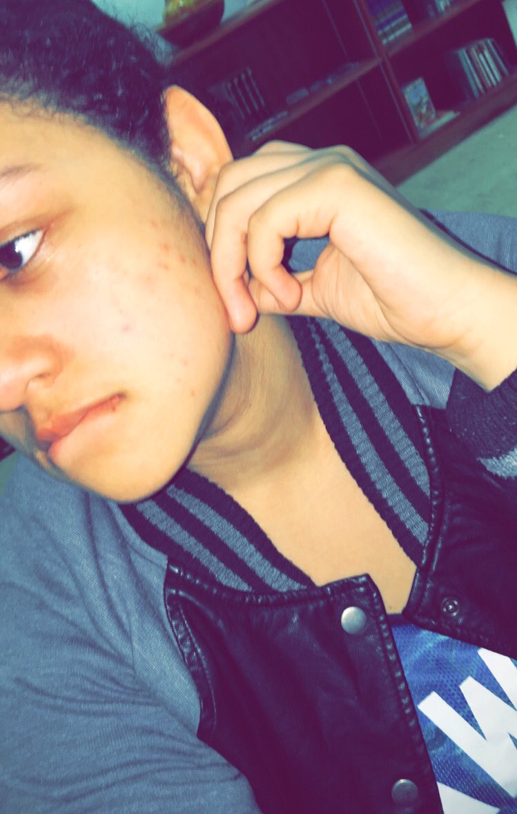 trapgodro's tweet photo. Thinking about you. 😉💙 https://t.co/L77loni6rj