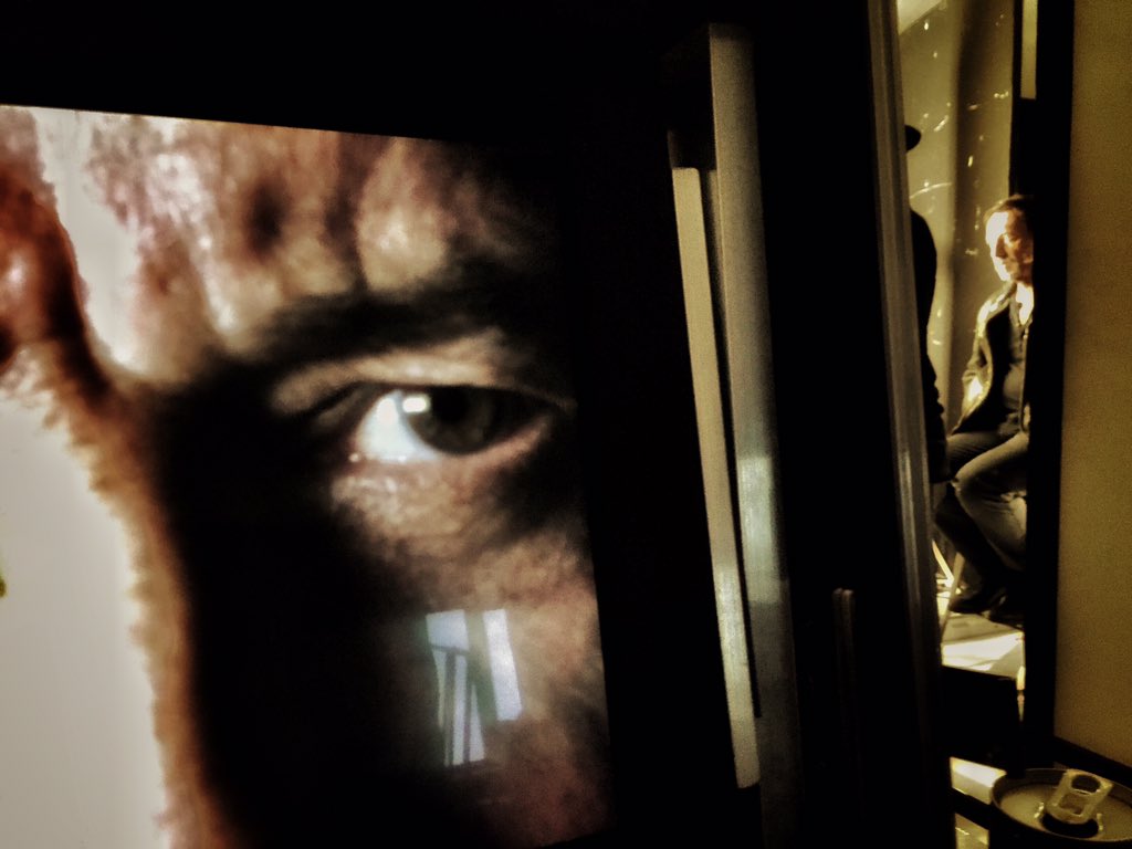 arnaudlegoff's tweet photo. Réalisation Tournage pub pour C+ @braquo @canal+ https://t.co/8KkN3Ohpg2
