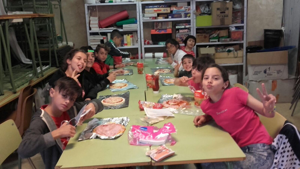 L@s peques del #Pozo haciendo su propio masterchef Junior! #infancia #chef #cocina