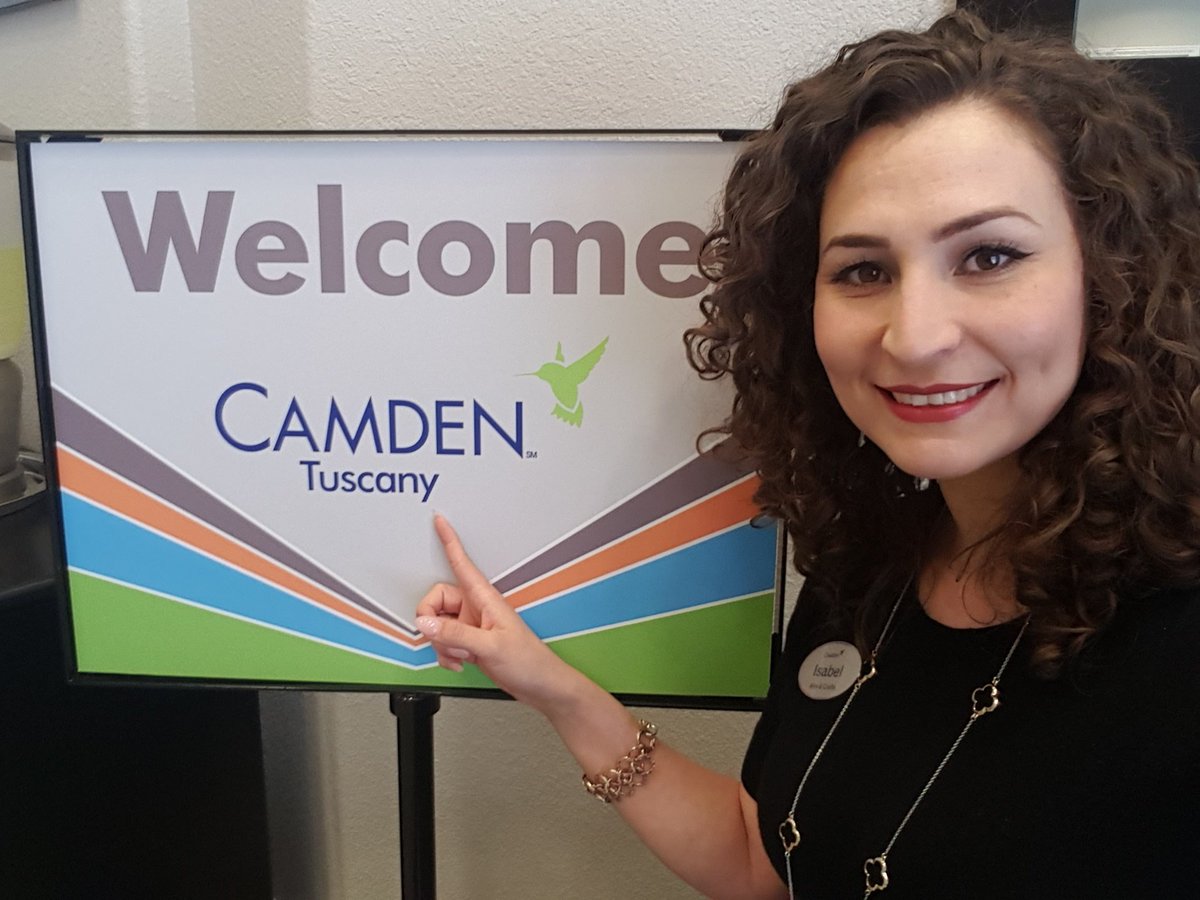mrsistuart's tweet photo. Happy Community swap! Don't worry @TuscanyCody. I won't mess up your super organized desk. @CamdenTuscany https://t.co/j4UKGOE49y