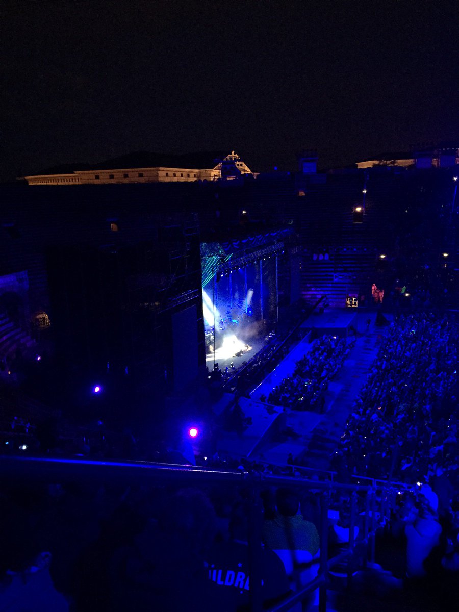 pigats's tweet photo. 2cellos (@ Arena di Verona in Verona, VR) https://t.co/eZkpX6BsKf https://t.co/4x7lsHz2ip