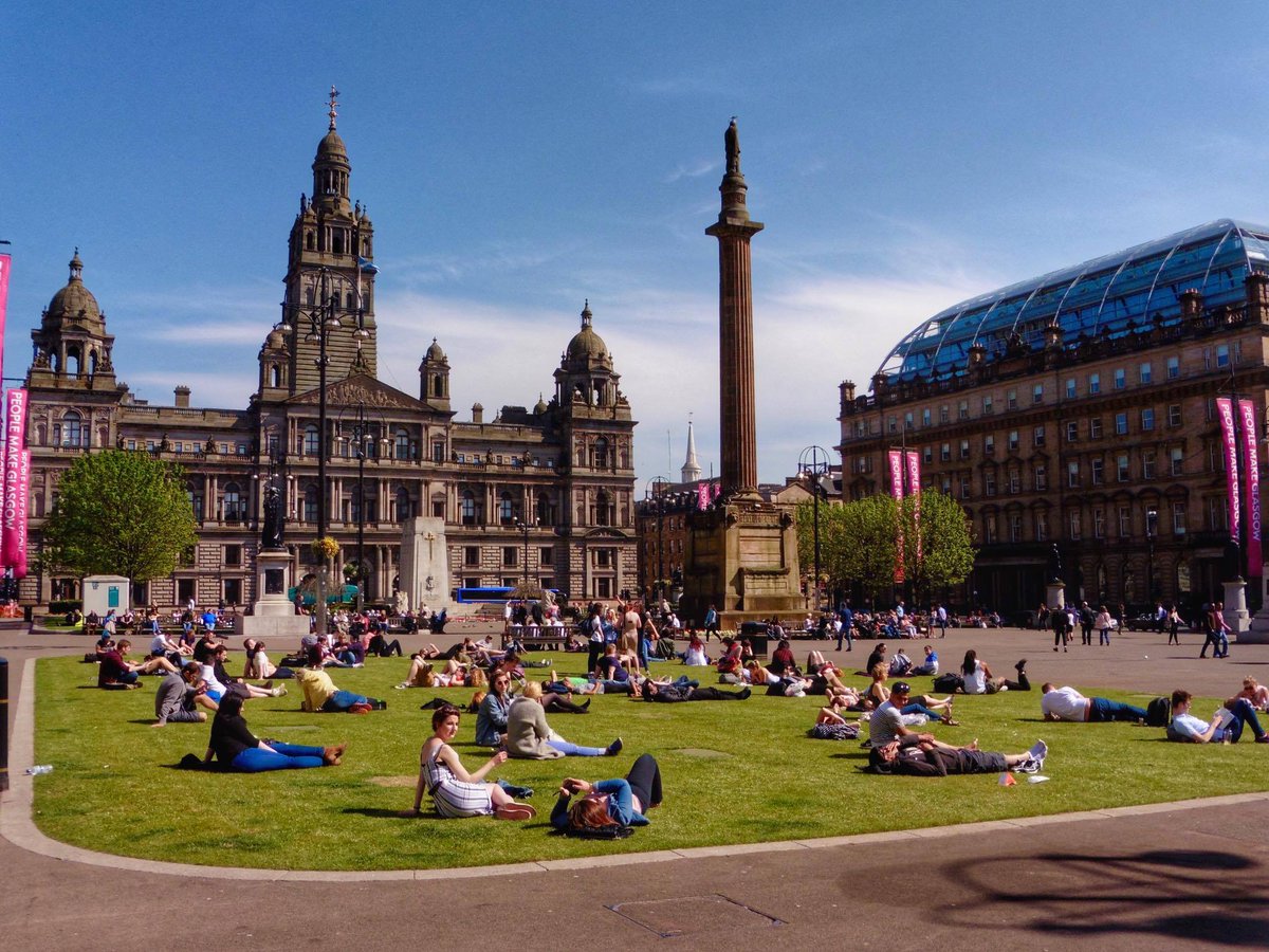 10 pictures highlighting the fun side of Glasgow City Centre bit.ly/1TQJv4u