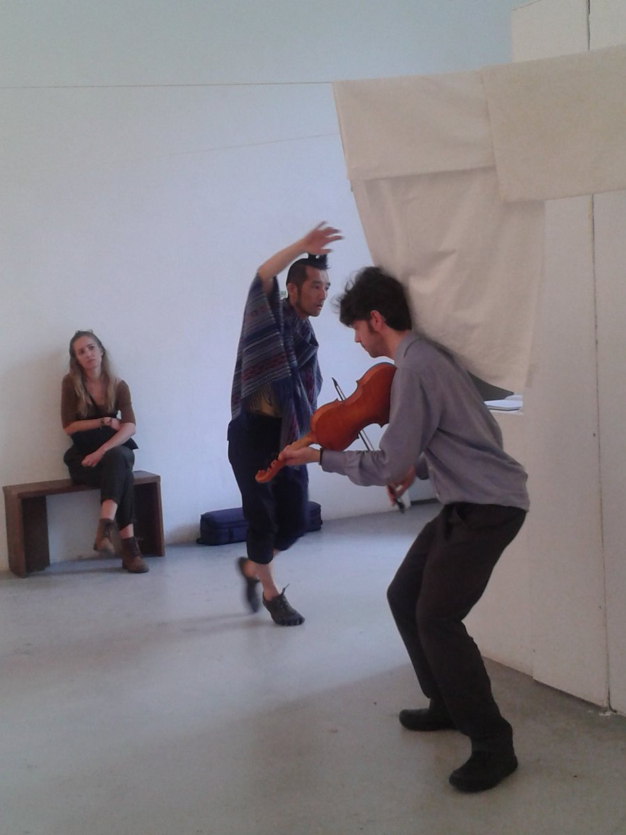 cracking_frame's tweet image. Guided by amazing performance artists to various artful locations at tonight's #WestWednesdays tour