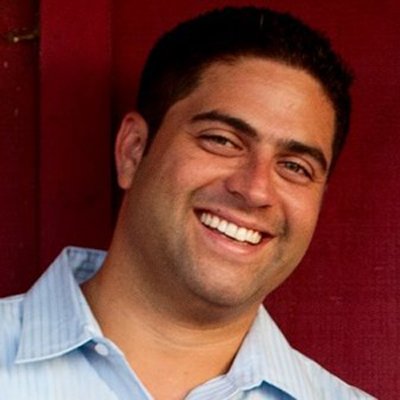 TLBSEO's tweet photo. The Link Builders Names @galel as New Chief Marketing Officer https://t.co/RNcvP1gkOC via @TLBSEO https://t.co/hNk9OfKqiS
