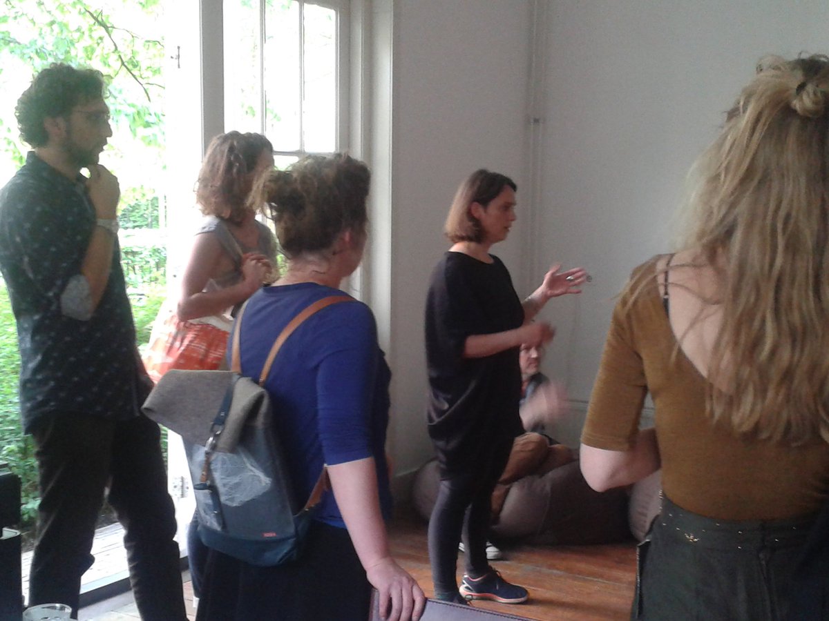 cracking_frame's tweet image. Artist Wineke Gartz about her installation 'American Pain' at opening of our workstation @PuntWG - open till 22 May