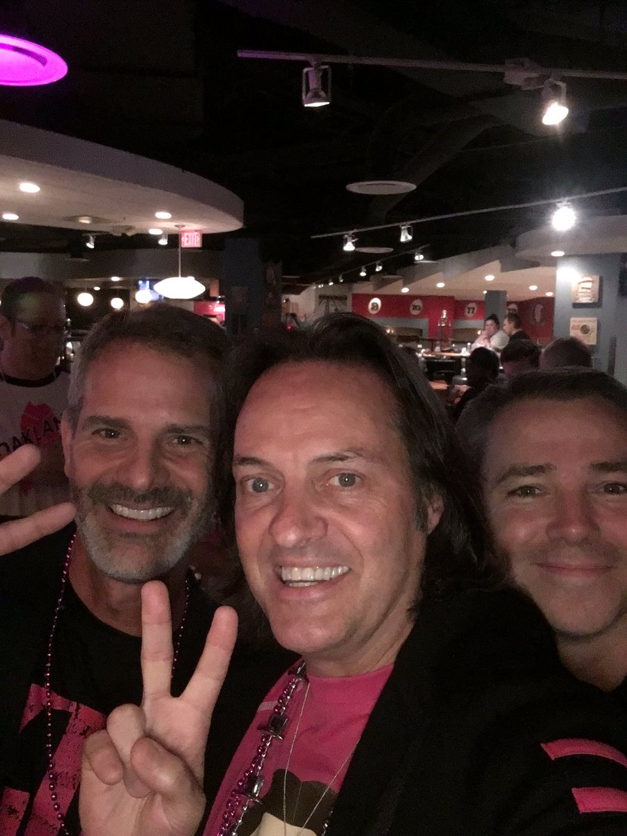 Shouting out to @T-Mobile #engineeringteam here in Tampa, Florida #SimplyTheBest