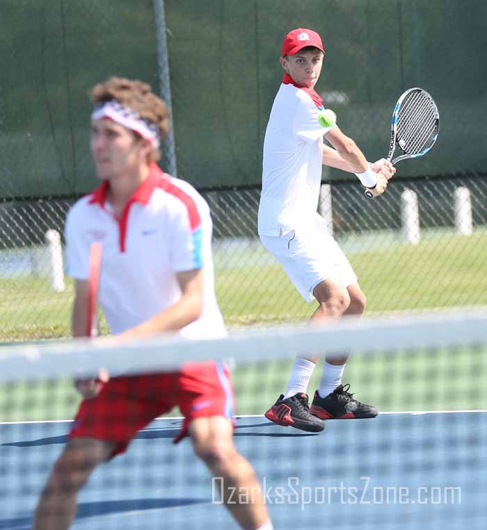 OzarksOzone's tweet photo. PHOTOS: Glendale tennis 5, Kickapoo 4 - https://t.co/YWRGatL2fA https://t.co/wAsyVdXTxh