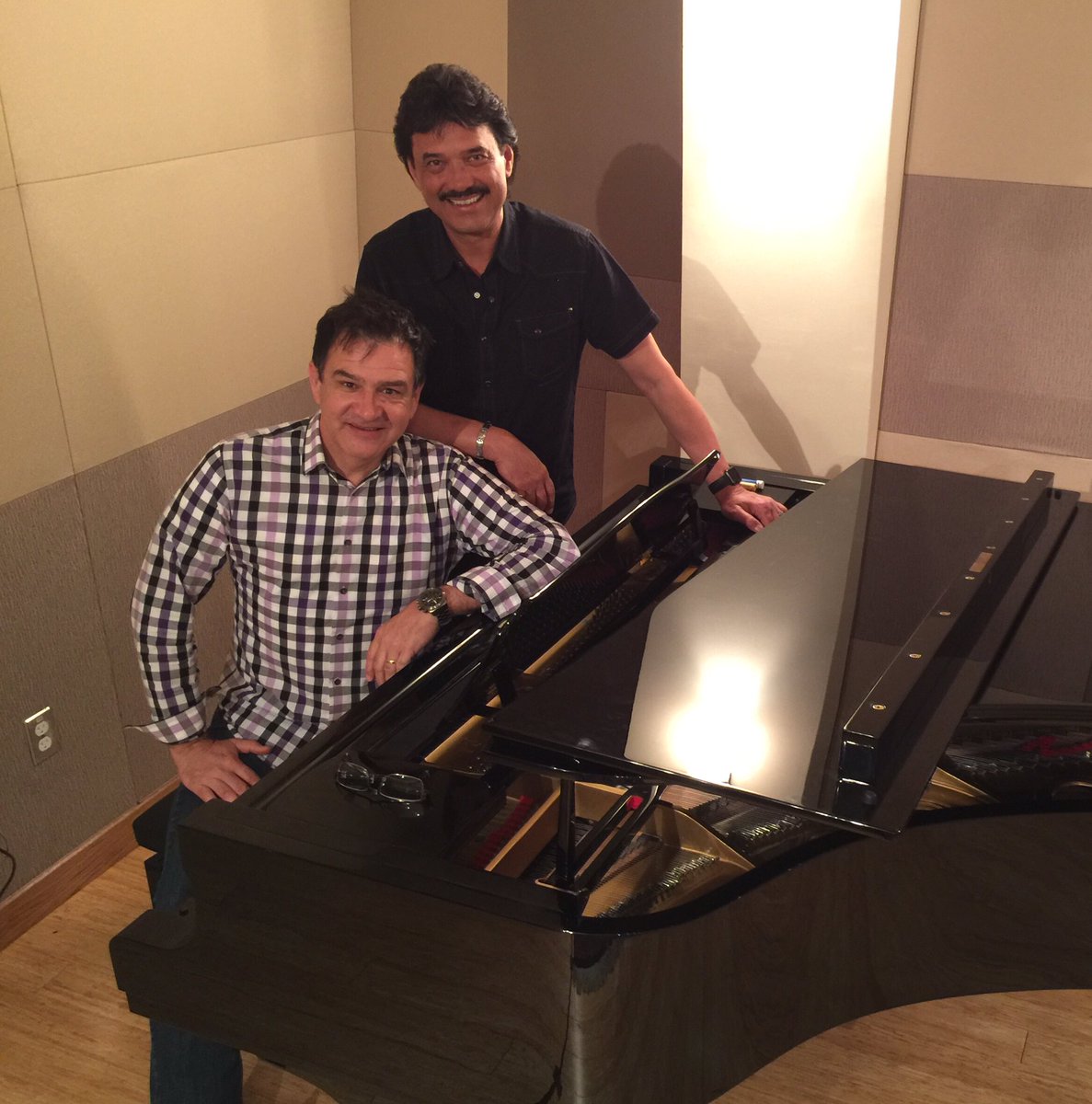 IvanParker's tweet photo. New songs and old friends! Garry and I working hard in the studio. #julyrelease #differencemedia #GarryJones https://t.co/YpyKD5X6Dr